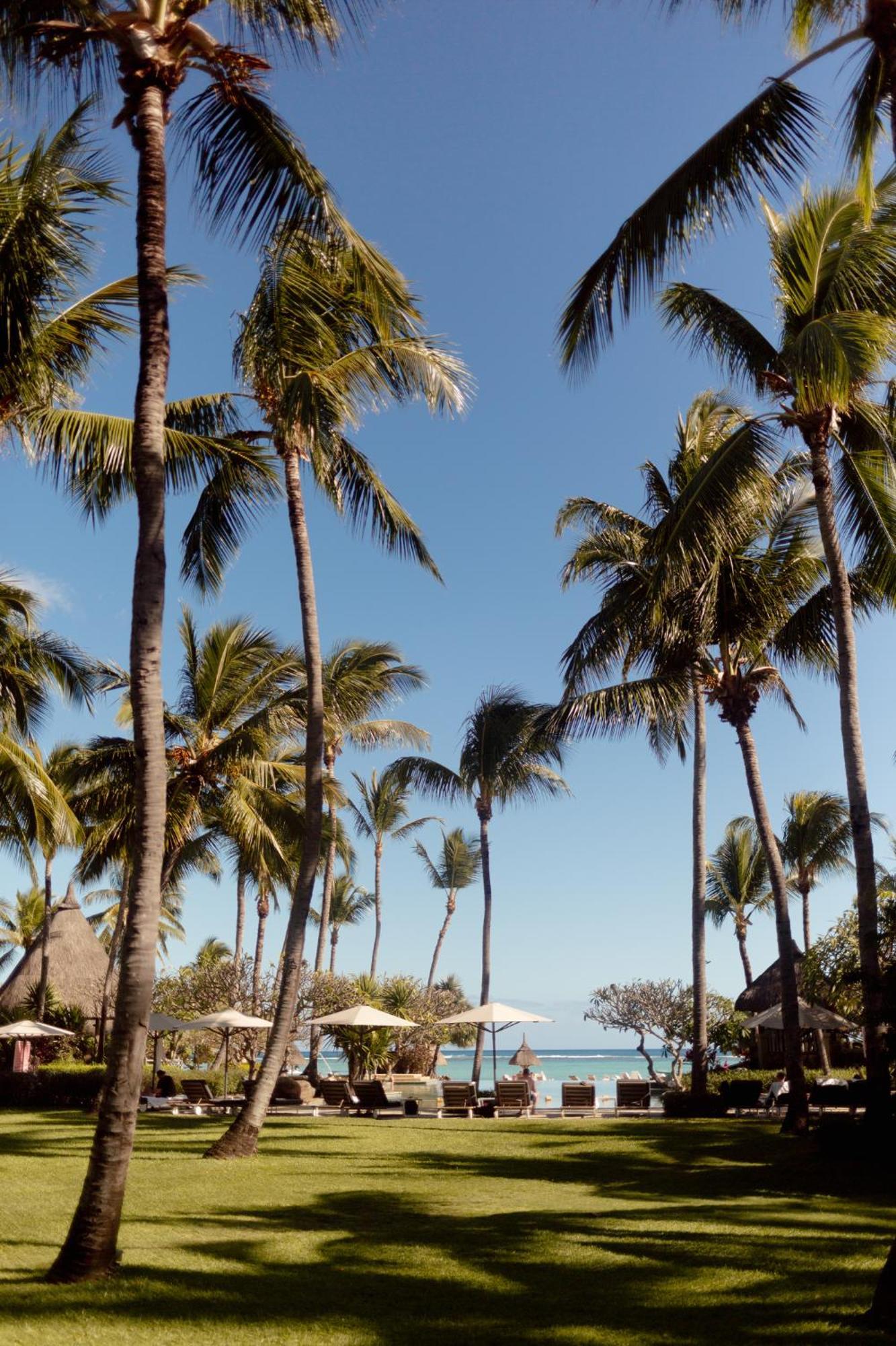 Готель La Pirogue Mauritius Flic en Flac Екстер'єр фото