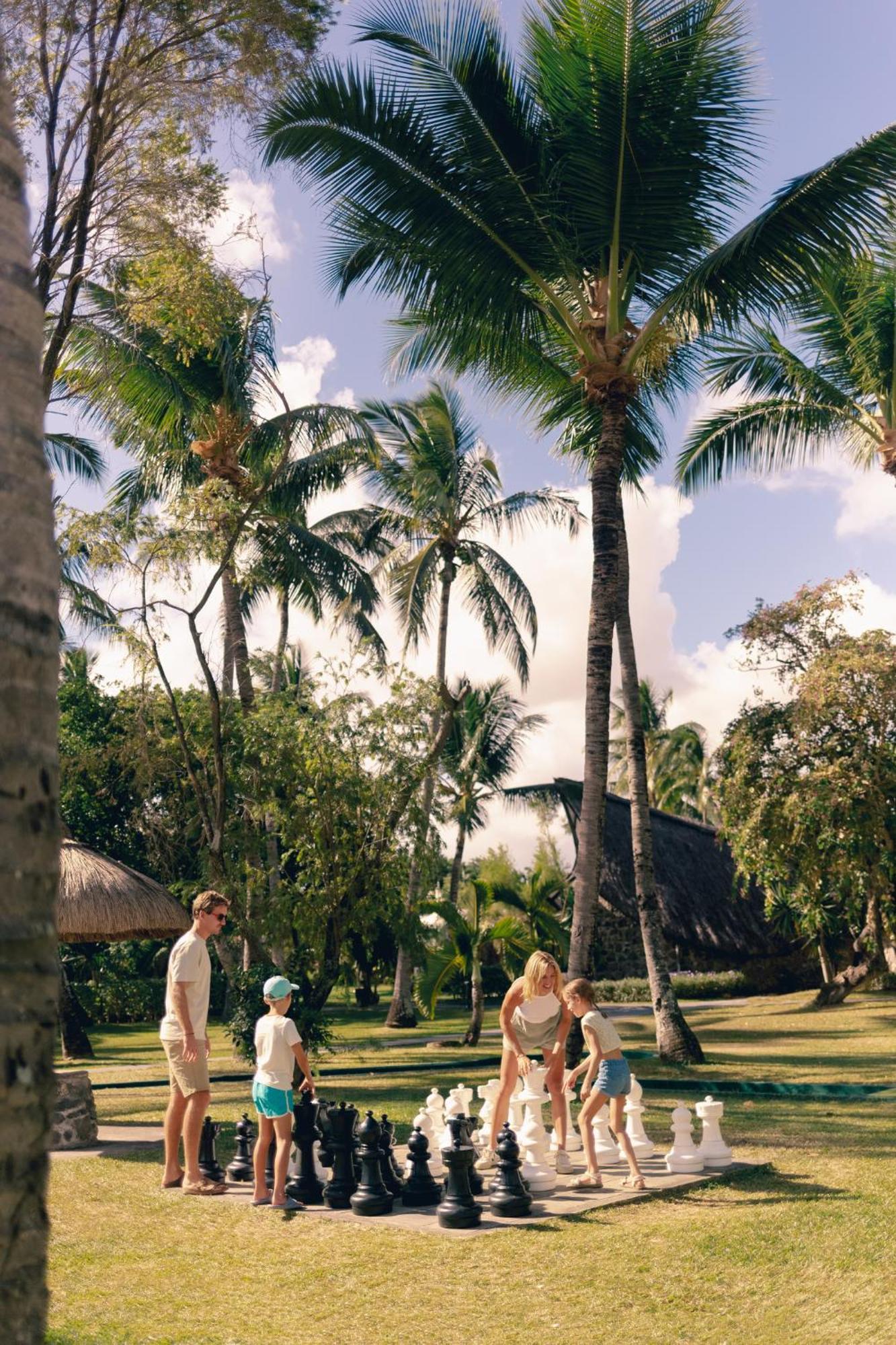 Готель La Pirogue Mauritius Flic en Flac Екстер'єр фото