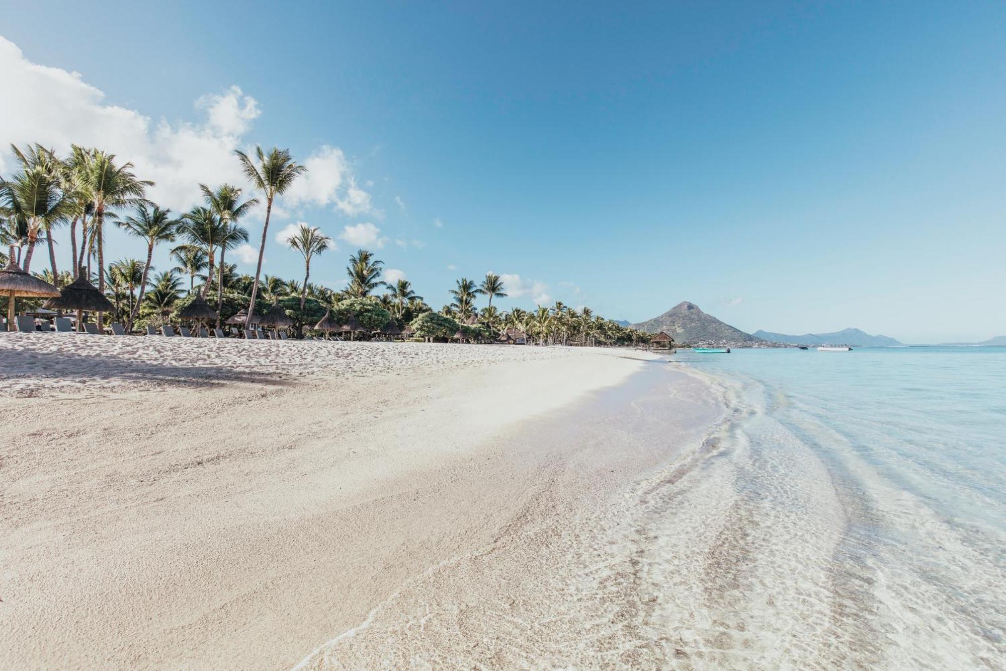 Готель La Pirogue Mauritius Flic en Flac Екстер'єр фото
